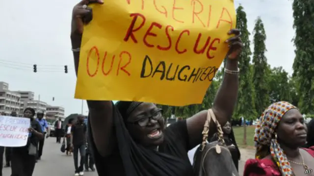 "Марш миллиона женщин" в поддержку похищенных две недели назад в Нигерии школьниц