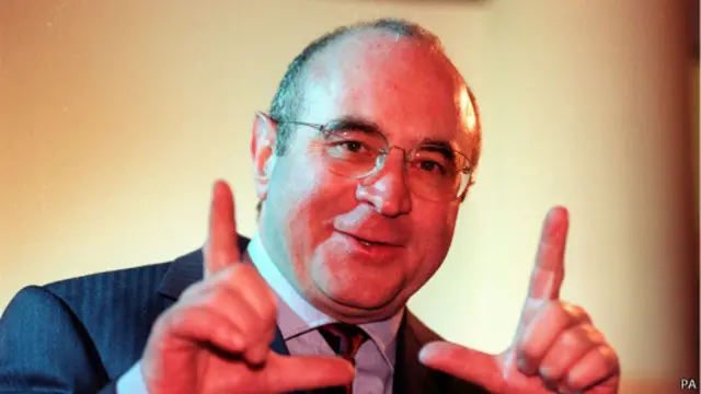 الممثل البريطاني بوبو هوسكنز