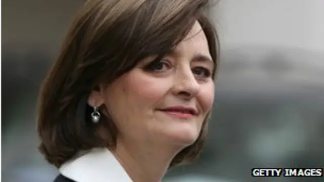 في عام 2002، قدمت تشيري بلير اعتذارا علنيا بعد أن تبين أنها اشترت شقتين بسعر مخفض بمساعدة من المحتال المدان بيتر فوستر