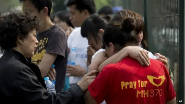 تعهدت الشركة بإعلام الأقارب بمستجدات تقدم سير عمليات البحث عن الطائرة