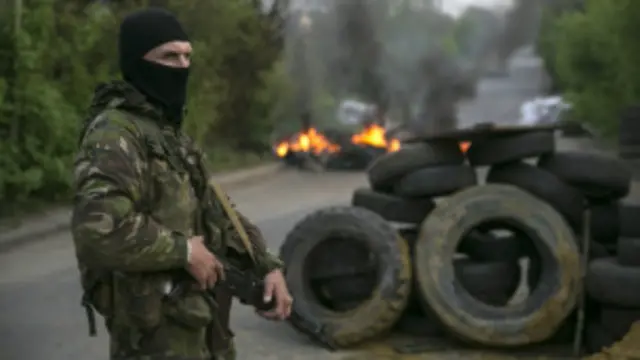 روسیې ویلي د اوکرایین کړنو د کړکېچ د ختمولو وروستۍ هیلې هم له منځه وړې دي.