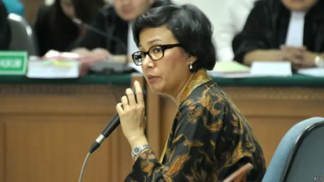 Sri Mulyani saat bersaksi di sidang kasus Bank Century di ruang sidang Tipikor, Jakarta.