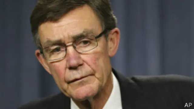 澳大利亞的搜索行動負責人安格斯•休斯敦