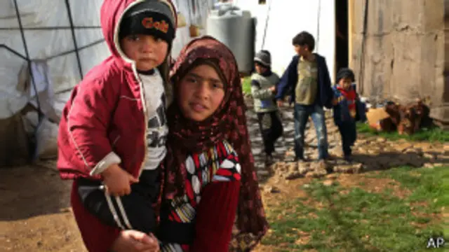 په لبنان کې ډېری روغتونونه شخصي دي، چې درملنه په کې ډېرې پیسې غواړي.