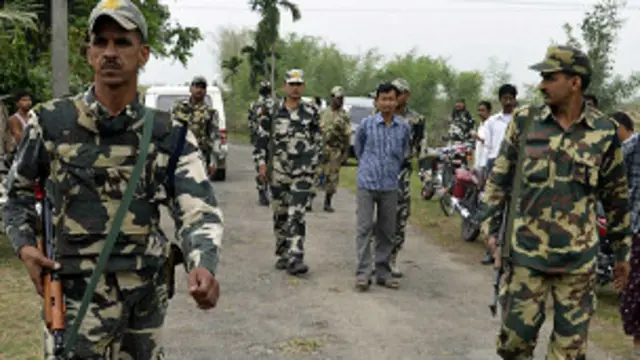 اضافی نیم فوجی دستے علاقے میں امن و امان بحال کرنے کے لیے بلا لیے گئے ہیں