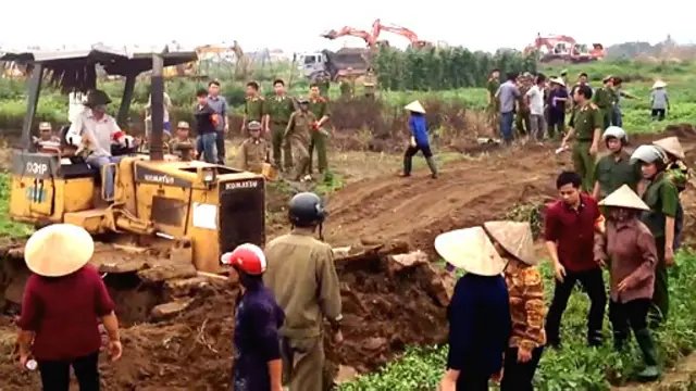 Xung đột đất đai ở Việt Nam