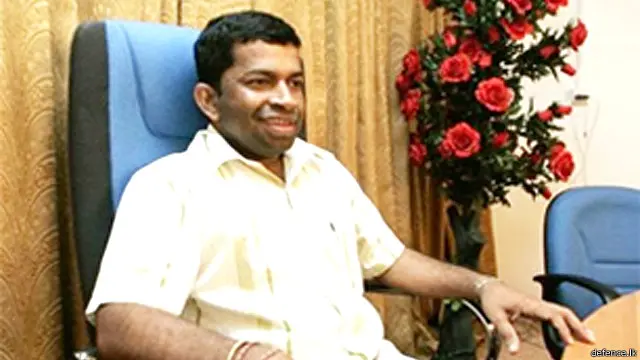 කෙසේ නමුත් හිටපු මහ ඇමති පිල්ලේයාන් පොලිසියට කැඳවීමට හේතුව කවරක්දැයි පවුලේ ඥාතීන්ට හෝ පක්ෂයට දැනුම් ඩී නොතිබුන බවයි, පක්ෂයේ ලේකම් පී ප්‍රශාන්ත බීබීසී සංදේශයට කියා සිටියේ