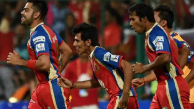 رائل چیلینجرز بنگلور کو جیت کے لیے 156 رن کا ہدف ملا تھا جو اس نے 19.5 اوور میں حاصل کیا