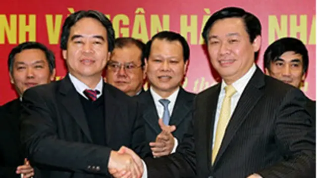 Quyết định tăng cường bảo mật đến từ đề nghị của Trưởng Ban Kinh tế Trung ương ̣(phải)