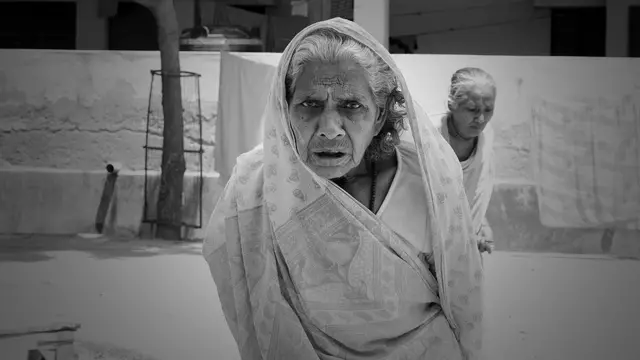 विधवाएं, मथुरा, वृंदावन, क़तार की आख़िरी