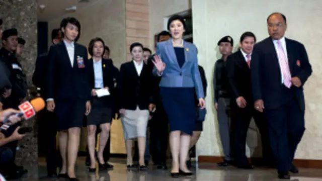 ینگ لک کی کابینہ کے کئی وزیروں کو بھی اپنے عہدوں سے دستبردار ہونے کا کہا گیا ہے