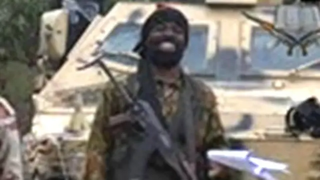 "Боко Ҳарам" раҳбари Абу Бакр Шекау мактаб ўқувчиларини "Аллоҳ учун" ўғирлаганини айтади. 