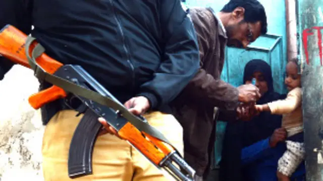 ماضی میں پاکستان میں انسدادِ پولیو مہمات سکیورٹی کے خطرات کی وجہ سے متاثر ہوئی ہیں 