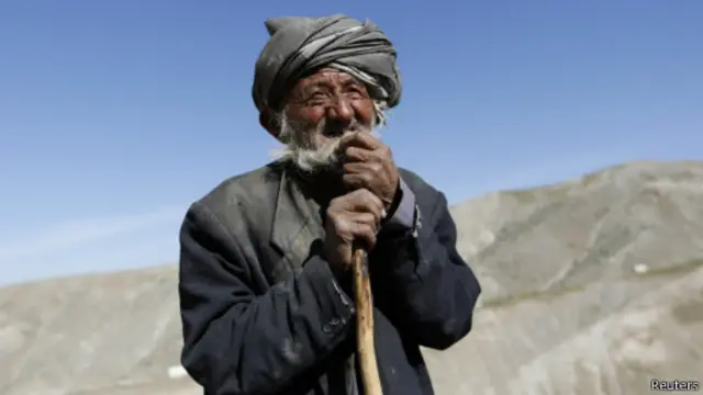 د ارګو یو اغېزمن شوی سپین ږیری، د ولسمشر ورتګ ته خپلې ټولې هیلې غوټه کړې دي