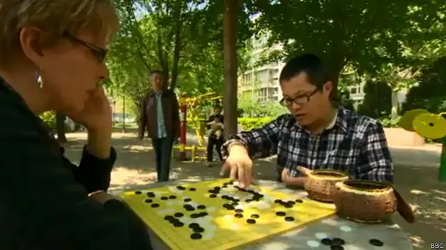 कैरी ग्रेसी, डेंग युवेन