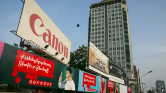 ဒေါ်လာ တစ်သောင်းကျော် အပိုကြေး ပေးရတဲ့ လုပ်ငန်းတချို့လည်း ရှိနေ