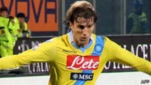 Henrique em ação pelo Napoli