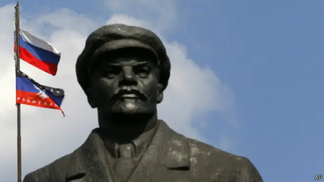 Статуя Ленина в Славянске