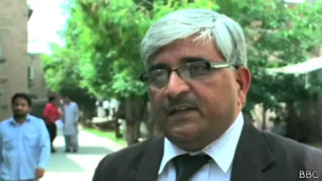  راشد رحمان ایڈوکیٹ بہاؤ الدین زکریا یونیورسٹی کے انگریزی کے ایک سابق استاد کے وکیل تھے