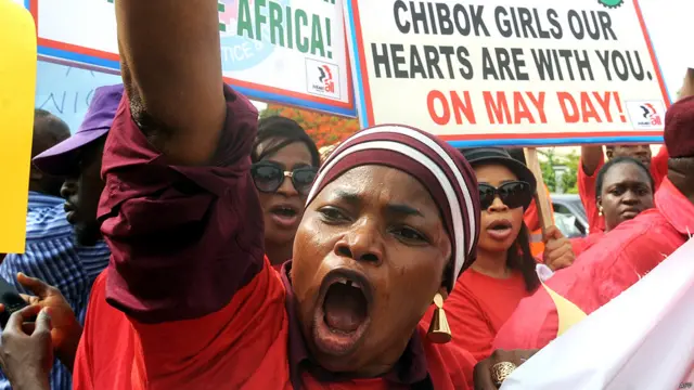 वॉशिंगटन में नाइजीरियाई दूतावास के बाहर प्रदर्शन