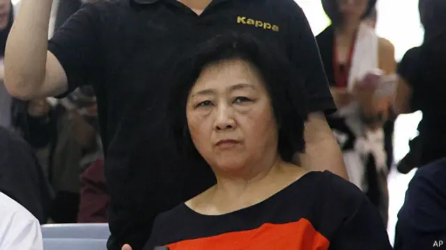 گائو یو به اتهام انتقال مدارک محرمانه حزب کمونیست بازداشت و به این اتهام "اعتراف" کرده است 