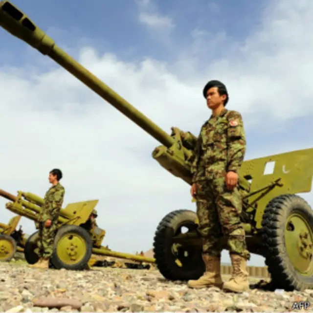 از سال ۲۰۰۲ تاکنون نیروهای امنیتی افغان از قوت لازم برخوردار شده و براساس گزارش افغانستان به سازمان ملل تعداد نیروهای ارتش ملی این کشور به ۱۸۳ هزار و تعداد سربازان پلیس این کشور نیز ۱۵۱ هزار نفر رسیده است