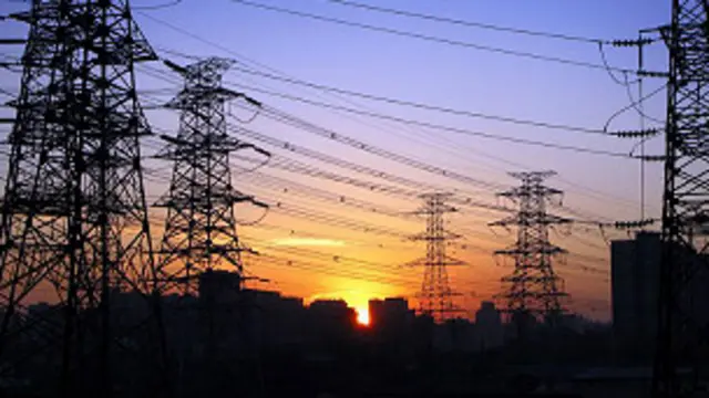 ’کراچی میں اس سال بجلی کی کھپت ریکارڈ تین ہزار میگاواٹ تک جا پہنچی تھی‘