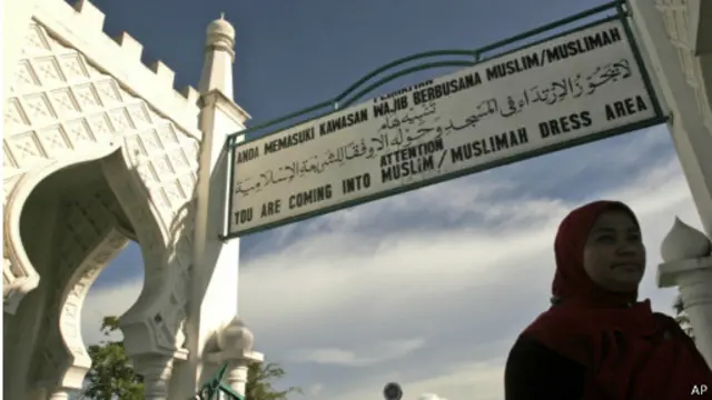 LSM mengkritik sebagian materi qanun jinayah diskriminatif terhadap non-Muslim