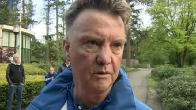 لویس وان ګال تر دې وړاندې د اتلو اروپایي کلبونو بارسلونا او بایرن میونېخ روزونکی هم پاتې شوی