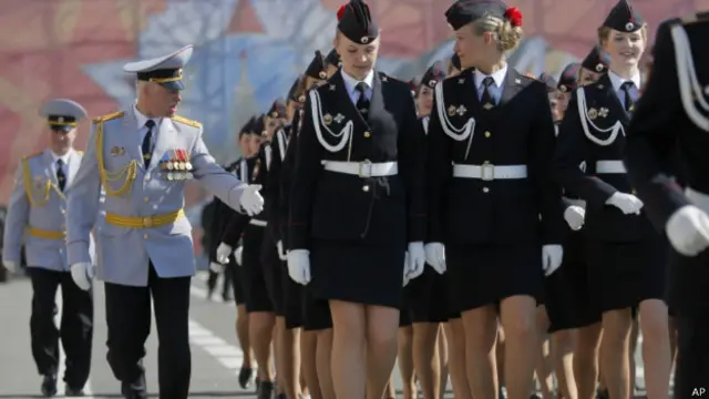 俄罗斯警察学院女警参加大阅兵游行彩排（07/05/2014）