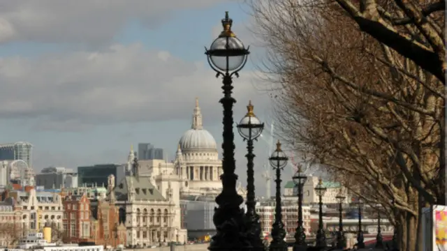 倫敦很多景色吸引了不少外國遊客