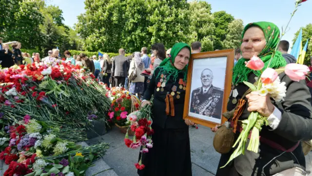 Ветеранов, вышедших на улицы Киева для участия в праздновании Дня победы, было совсем немного