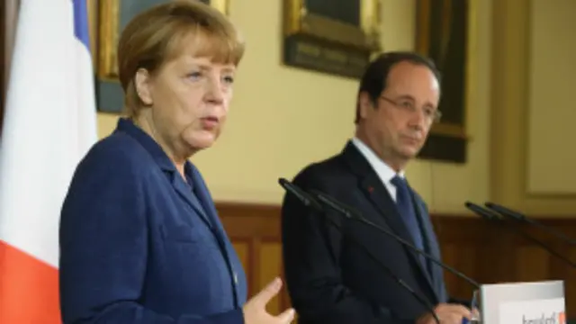 آغلې مرکل او ښاغلي هولاندپر روسيې غږ وکړ چې د اوکرايين پر پولې دې د خپلو ځواکونو په شتون کې روښانه کمى راولي