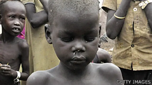 Niños en un campamento para refugiados de Sudán del Sur en Etiopía