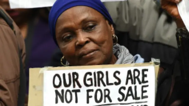 لڑکیوں کو رہا کرانے کے لیے نائجیریا کے دارالحکومت ابوجا میں ’ہماری لڑکیوں کو واپس لاؤ‘ نام سے احتجاج اور مظاہرے جاری ہیں