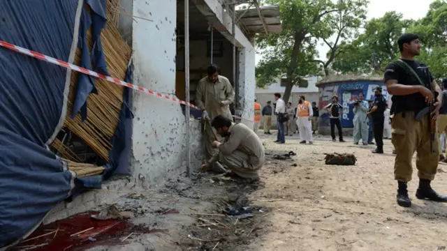 حملہ آور کا ممکنہ ہدف خیبر ایجنسی کے وہ ’آئی ڈی پیز‘ تھے جو واپس اپنے آبائی علاقوں کو جا رہے تھے