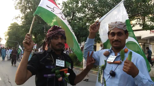 طاہرالقادری نے کہا کہ دھاندلی کے ذریعے قائم ہوئی حکومت سے خیر کی توقع نہیں رکھی جاسکتی۔