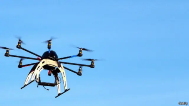 ثمة ما يشير إلى تحويل الطائرات بدون طيار إلى سلاح آلي كلية في المستقبل