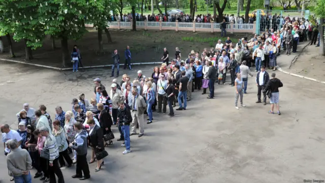 Очередь в Донецке