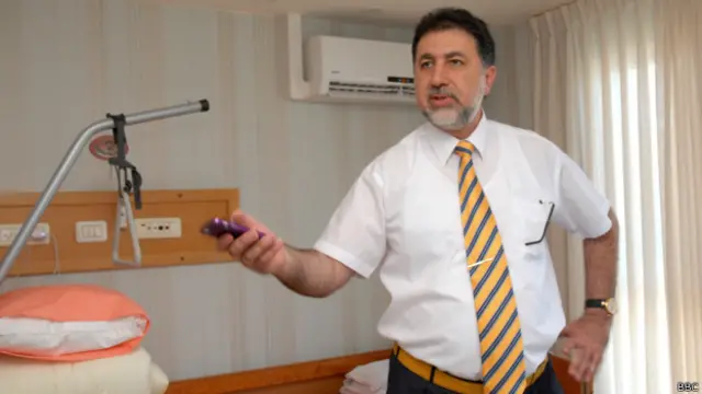 Роман Барак