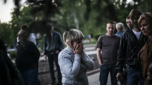 ریفرینڈم کے اس عمل میں کم از کم ایک فرد کے یوکرین کی حکومت کے حامی مسلح افراد کے ہاتھوں ہلاک ہونے کی اطلاع بھی ہے۔ 