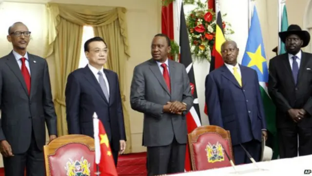 中国总理李克强同东非国家领导人