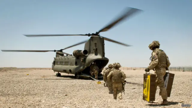 د وېلز په سرمشريزه کې د ناټو چارواکي په افغانستان کې د خپل ماموريت پر څرنګوالي او راتلونکې خبرې کوي.