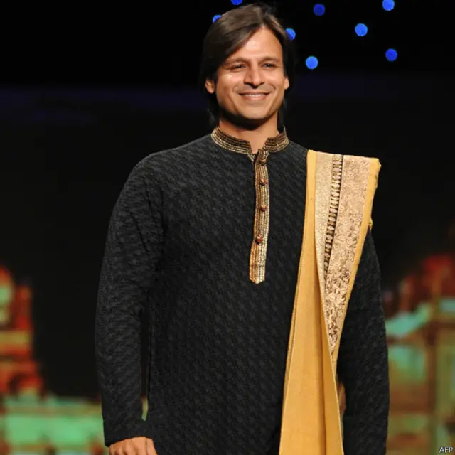 اداکار وویک اوبرائے نے بھی اس فیشن شو میں حصہ لیا۔ وویک نے حال ہی میں ریلیز ہونے والی ہالی وڈ فلم ’دا امیزنگ سپائڈرمین‘ کے ہندی ورژن کے لیے آواز دی ہے۔