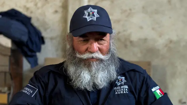 Estanislao Beltrán, Papa Pitufo