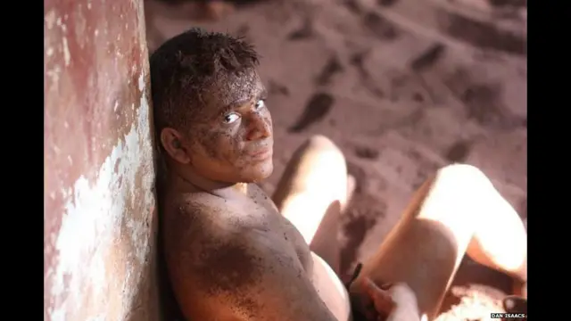 O kushti tem sido uma parte importante da vida esportiva da Índia há cercaroleta como ganhar dinheiro3.000 anos. O correspondente da BBC Dan Isaacs visitou um ginásio onde se pratica essa lutaroleta como ganhar dinheiroum bairro operárioroleta como ganhar dinheiroMumbai.