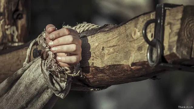 Рука распятого