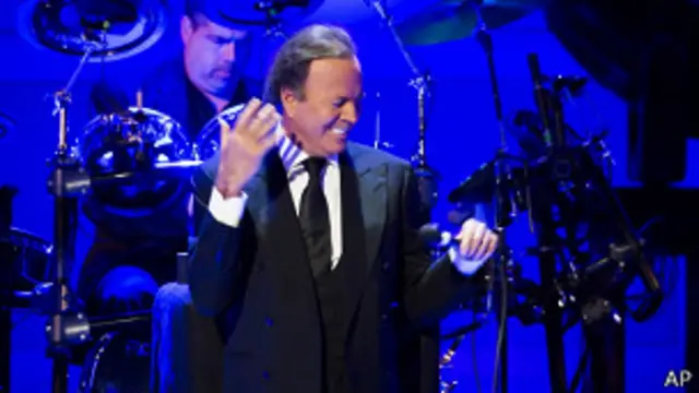 Julio Iglesias en el Carnegie Hall, abril de 2014