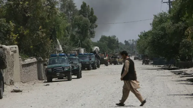 د عدلیې ریاست دغه ودانۍ په یوه استوګنځي سیمه کې ده چې ګڼه ګڼو په کې هم ډېره وي. 