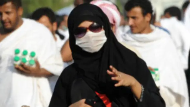 Warga diminta tidak menyentuh unta